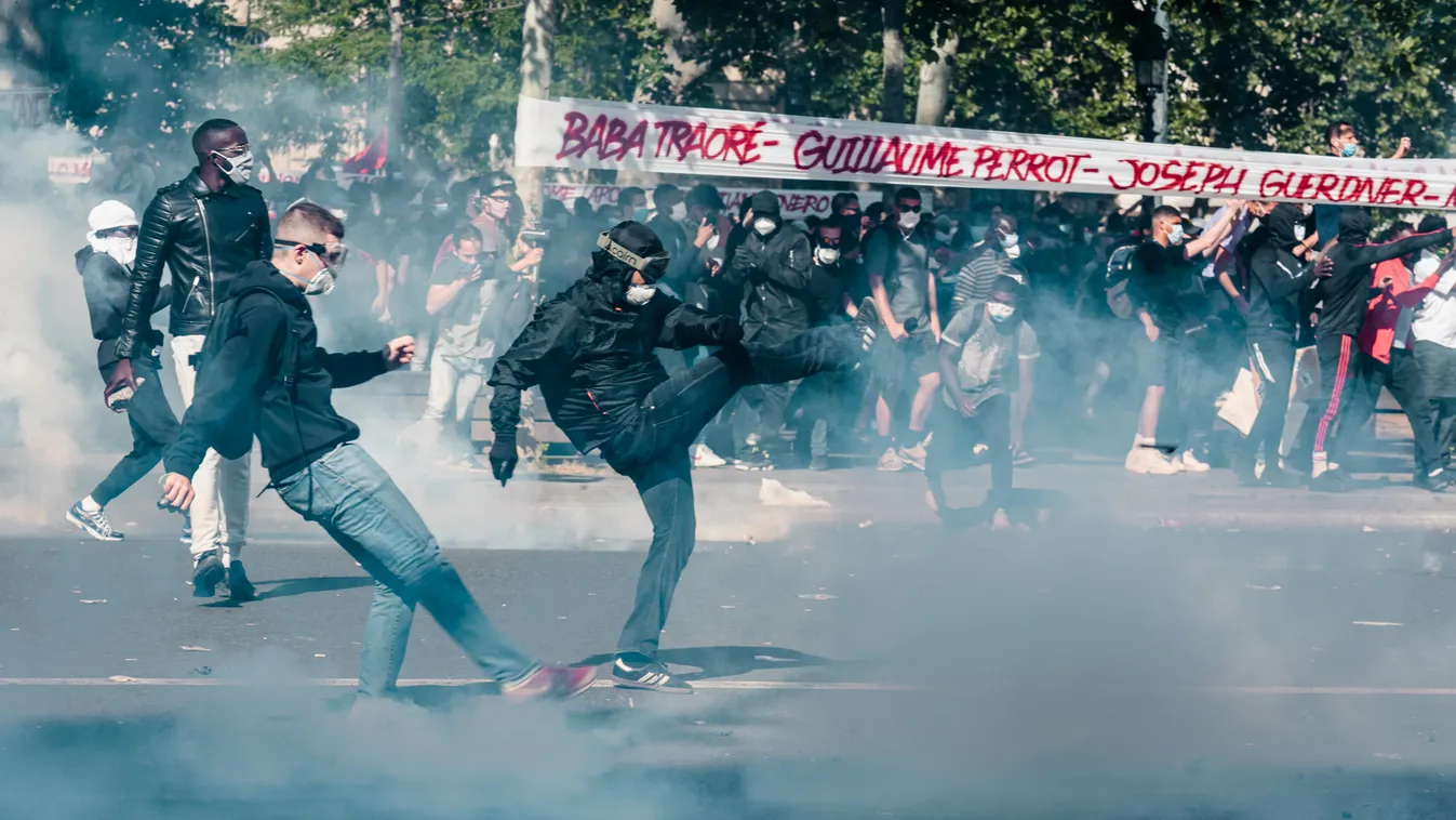 FRANCE - PROTEST AGAINST POLICE BRUTALITY - JUSTICE FOR ADAMA - CLASHES WITH POLICE - PARIS #blm ACAB All cops are bastards ANARCHIST BLM FDO George Floyd I can't breath JUSTICE FOR ADAMA JUSTICE POUR ADAMA Justice for Paris REPUBLIC Republique adama adam