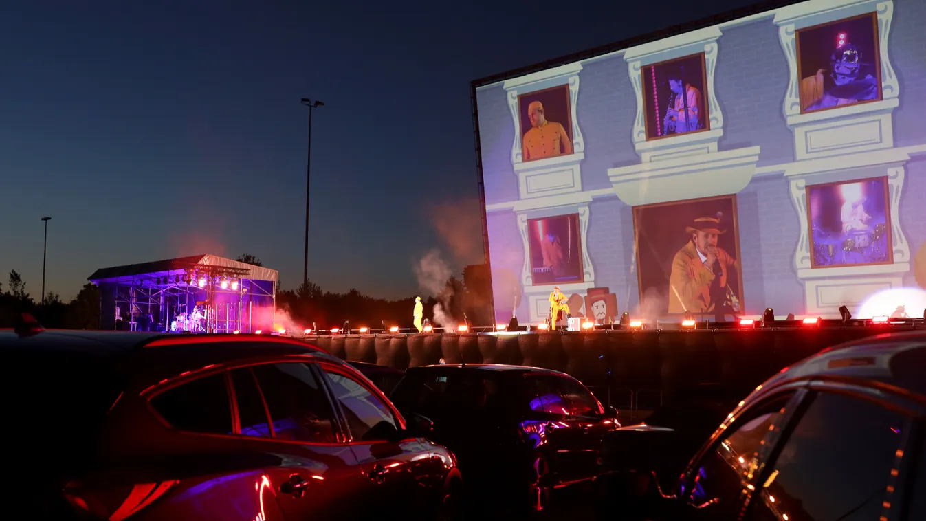 autósmozi, koncert, cirkuszi előadás, megváltozott szórakozási szokások, GALÉRIA 