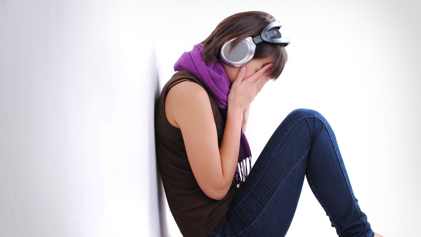 depresszió szomorúság levertség sírás tini tinédzser zene fejhallgató
Meglepő és furcsa betegségek dr. life 
