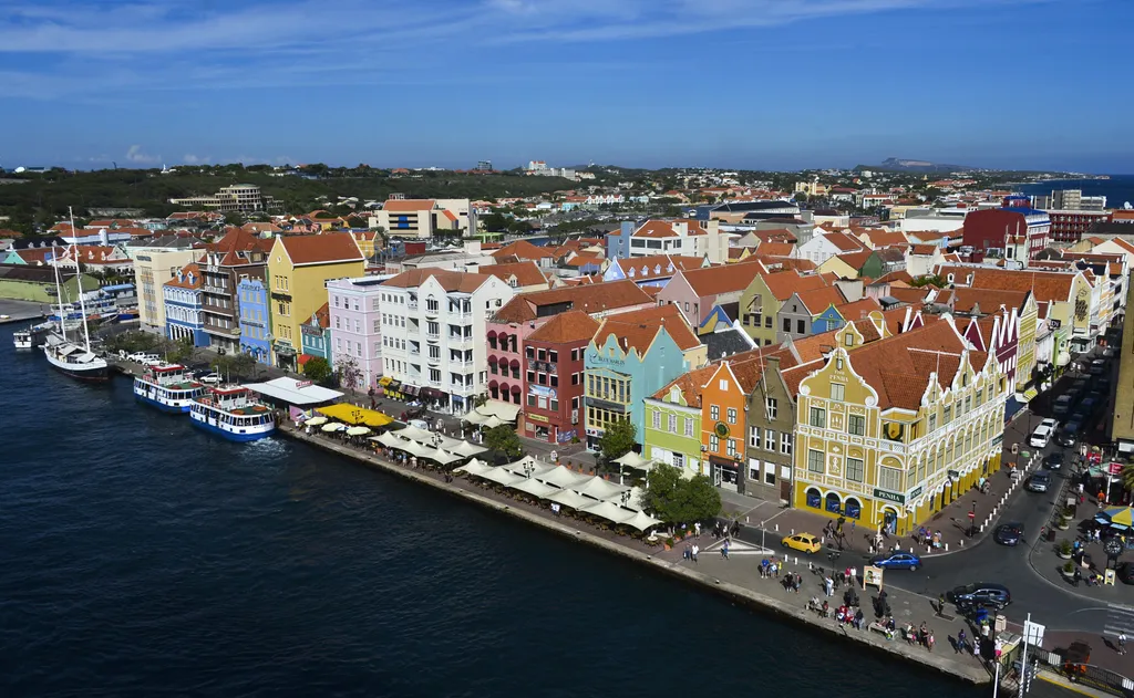 Curaçao, Holland Királyság 