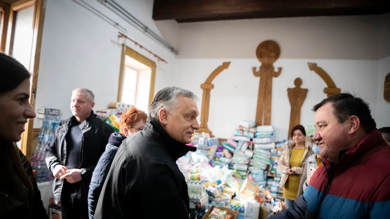 ORBÁN Viktor Orbán Viktor miniszterelnök Beregsurányba látogatott 