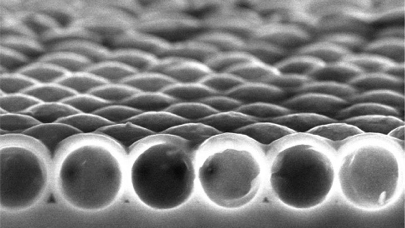nanoméretű szilíciumgömb, napelemek hatékonyságának növelése, nanotechnológia