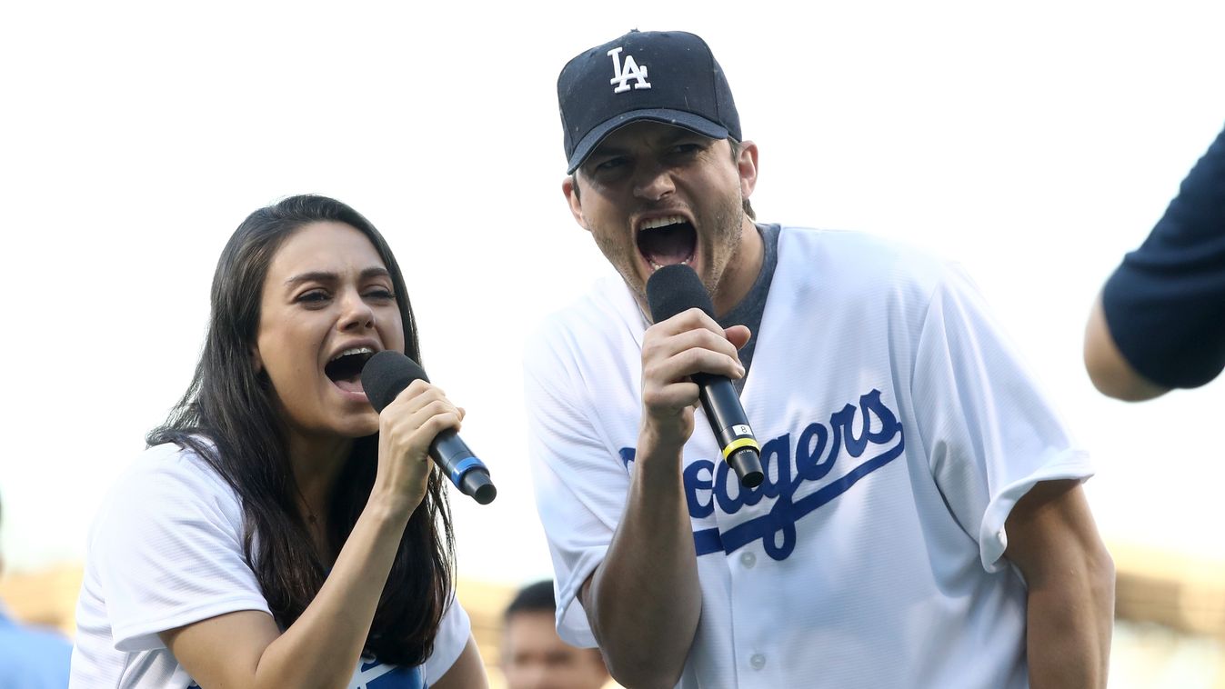 Mila Kunis, Ashton Kutcher, Chicago Cubs vs. Los Angeles Dodgers baseballmeccs 