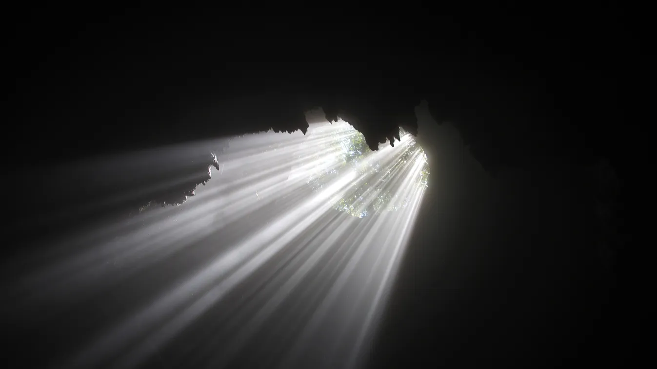 Jomblang-barlang, Indonézia 