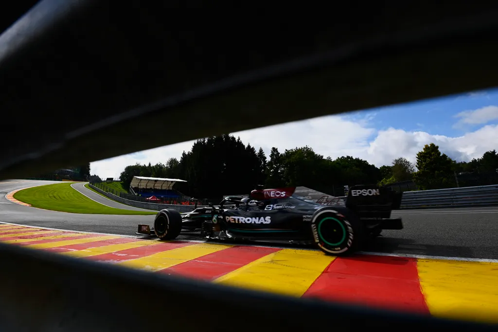 Forma-1, Lewis Hamilton, Mercedes, Belga Nagydíj 2021, péntek 