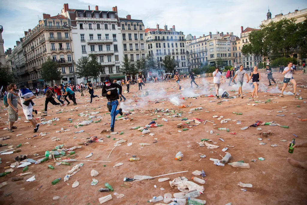 France: Riots erupt in Lyon as people celebrate World Cup victory CrowdSpark Bastien SUNGAUER france WORLD CUP fifa world cup soccer VICTORY croatia france croatia FRENCH TEAM equipe de france world champions CHAMPS ELYSEES celebrations party WINNER socce