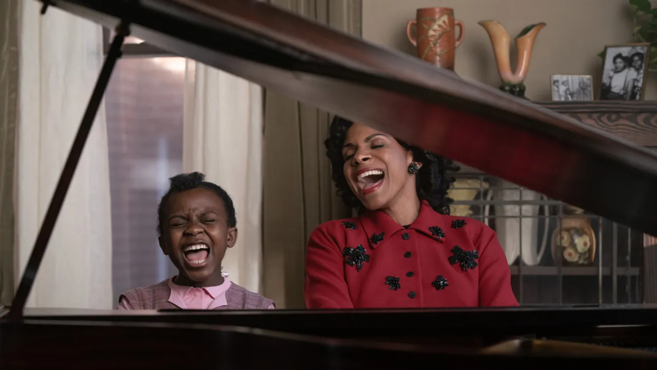 EW R_02930_RC
Skye Dakota Turner stars as Young Aretha Franklin and Audra McDonald as her mother Barbara in
RESPECT, 
A Metro Goldwyn Mayer Pictures film
Photo credit: Quantrell D. Colbert 