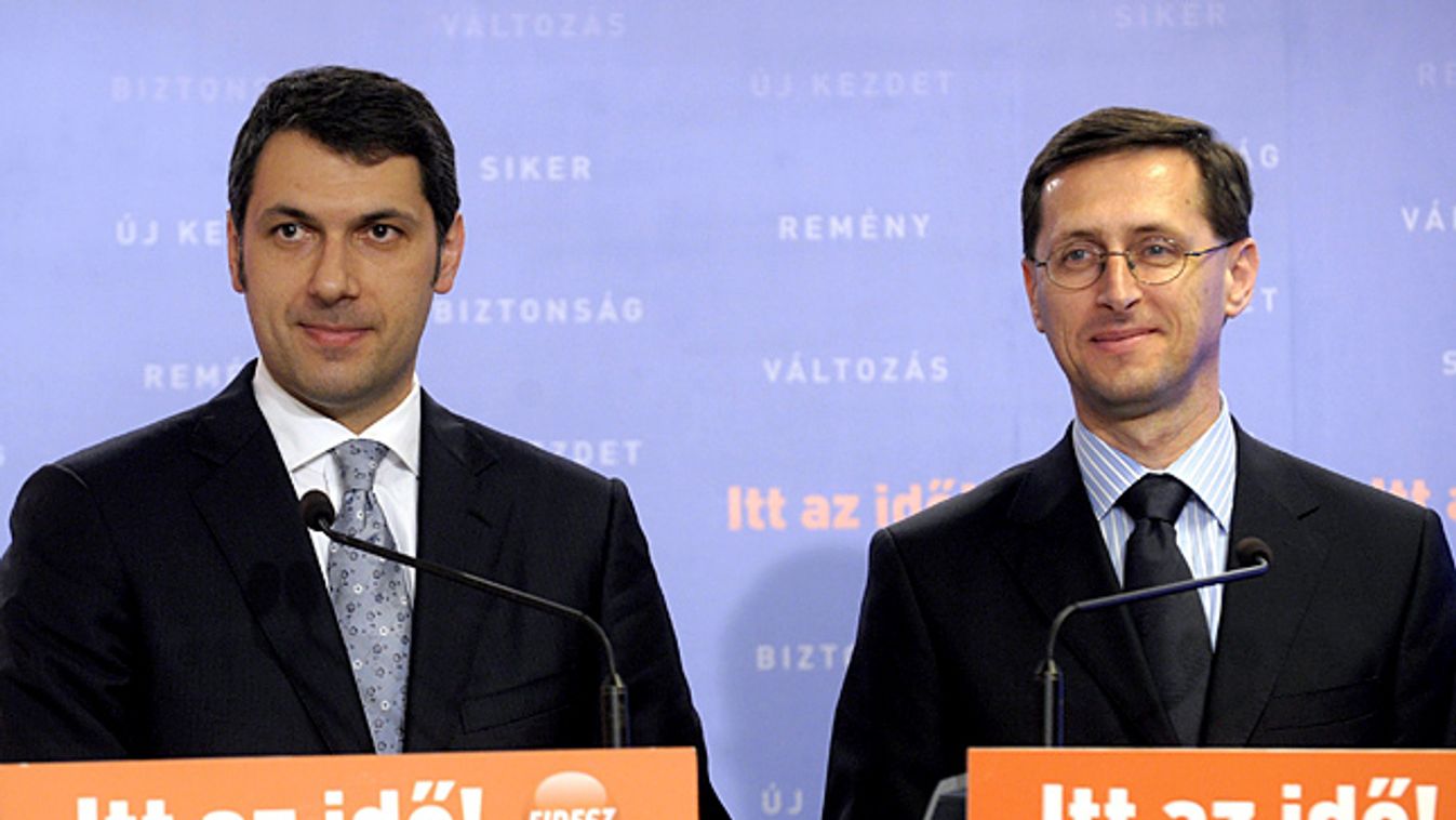 Lázár János és Varga Mihály sajtótájékoztatót tartott 