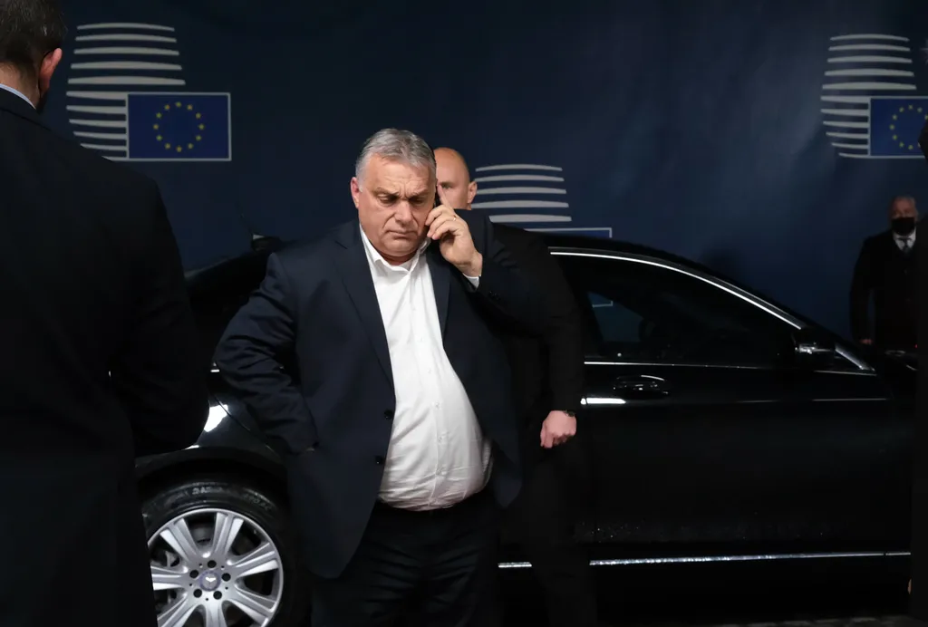 ORBÁN Viktor Orosz hadművelet - Rendkívüli EU-csúcs, orosz-ukrán válság,  Ukrán válság, 2022. Ukrajna 