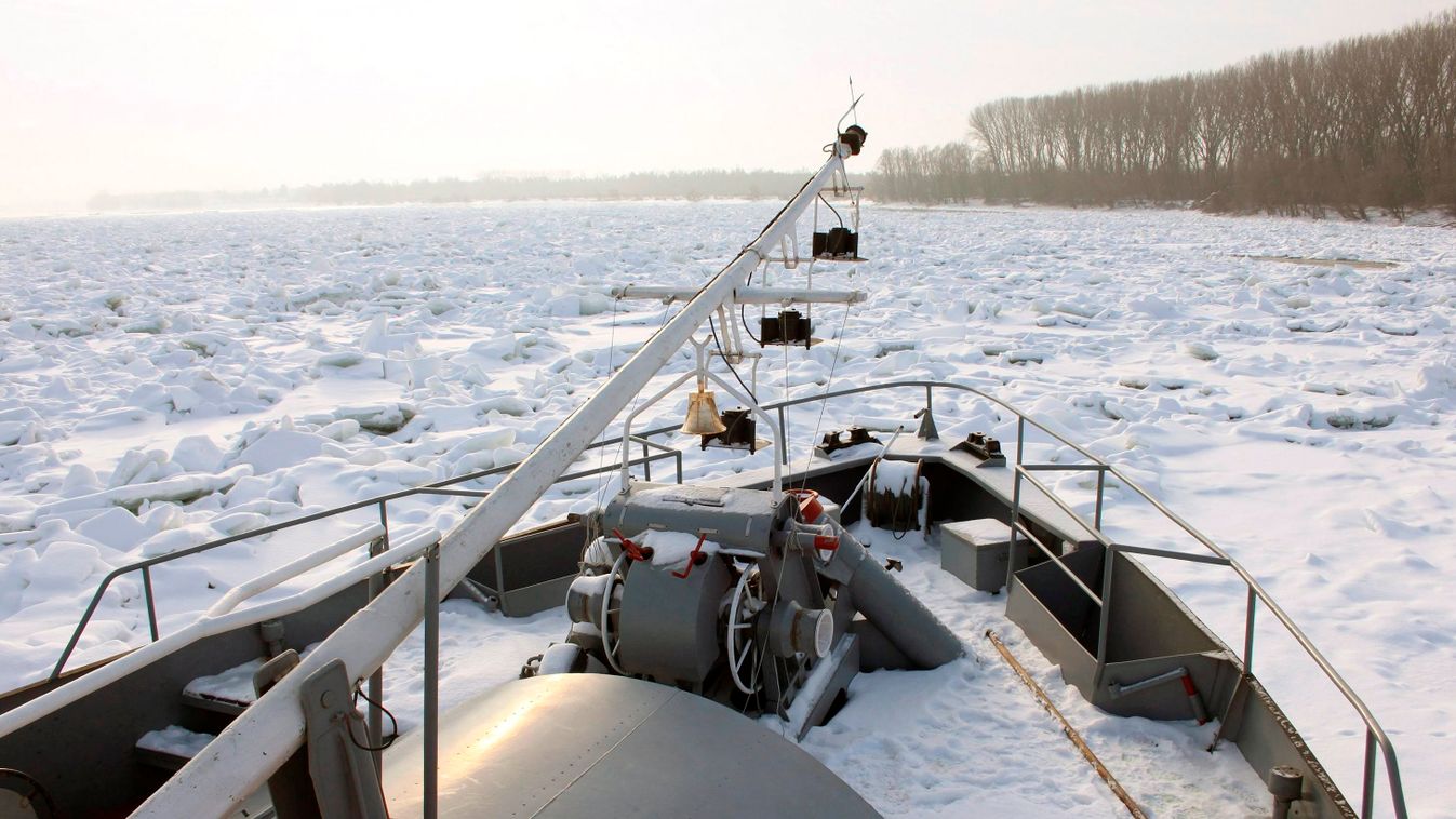 Hideg idő - Magyar jégtörő hajók a Duna horvát-szerb szakaszán 