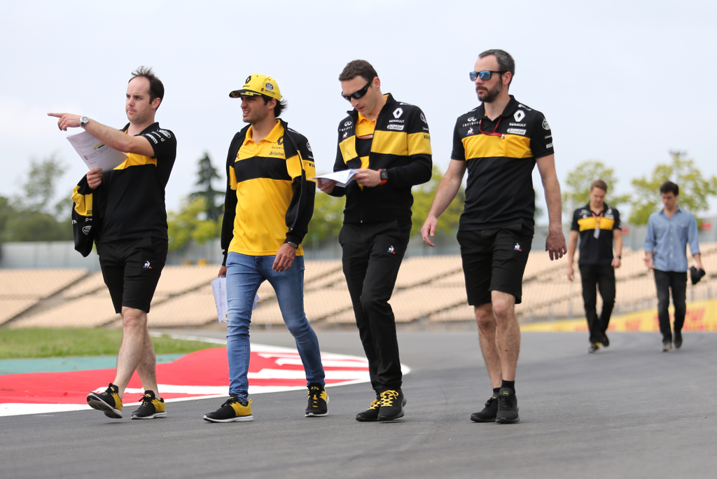 Előkészületek a Forma-1-es Spanyol Nagydíjra, Carlos Sainz, Renault Sport Racing 