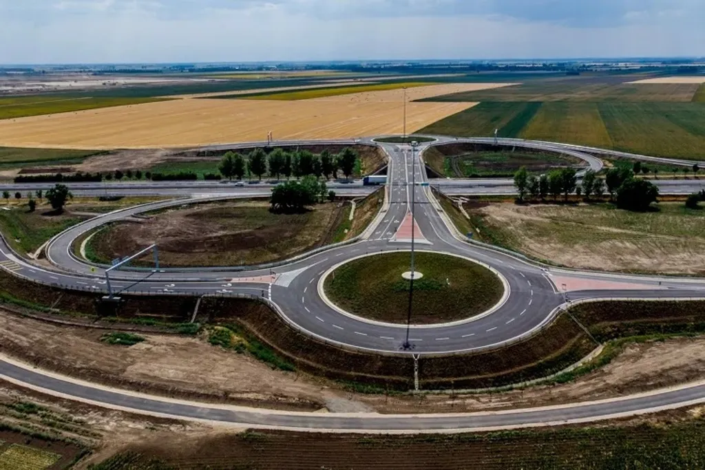 M35-ös autópálya legújabb csomópontja, 
m35, autópálya, csomópont, kereszteződés, út, építők, magyar építők 