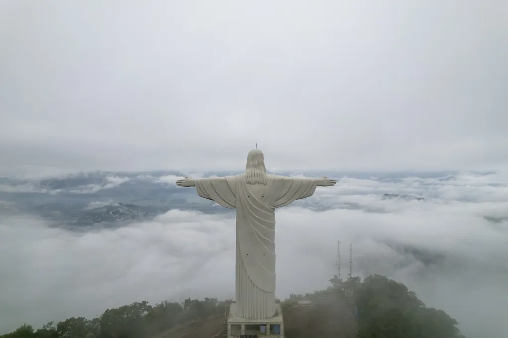 A világ legnagyobb Krisztus-szobra épül Brazíliában, brazília, brazil, vallás, krisztus szobor, szobor, krisztus 