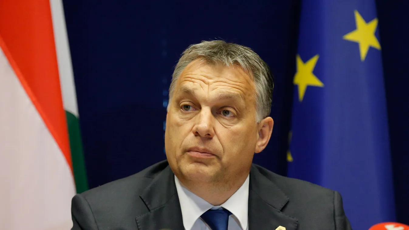 Orbán Viktor Brüsszel, 2015. június 26.
Orbán Viktor miniszterelnök sajtótájékoztatót tart az Európai Unió brüsszeli csúcstalálkozójának végén 2015. június 26-án. (MTI/EPA/Julien Warnand) 