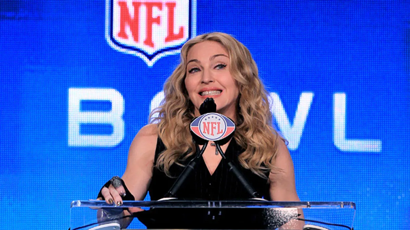 Madonna egy sajtótájékozatatón, Super Bowl XLVI, Marriott 

