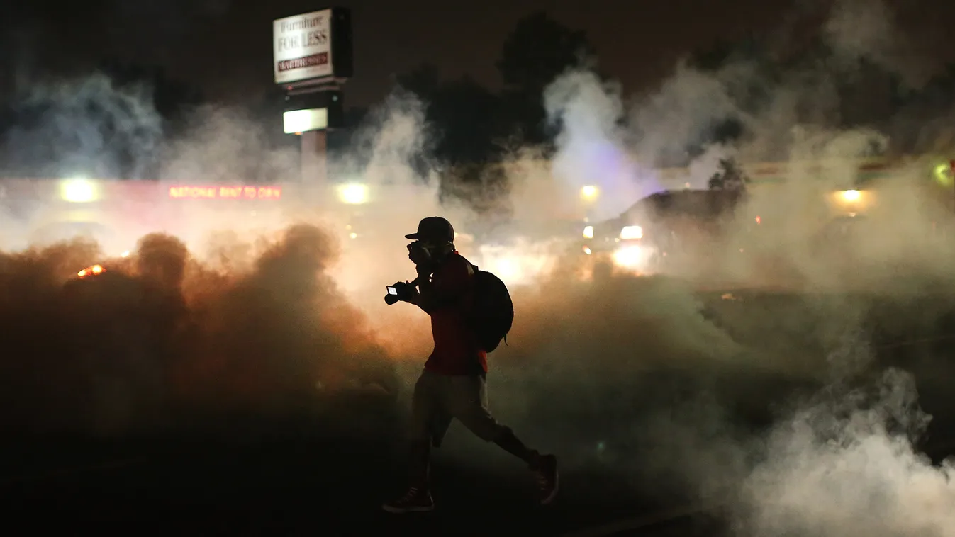 Ferguson, folytatódtak a zavargások Missouriban 