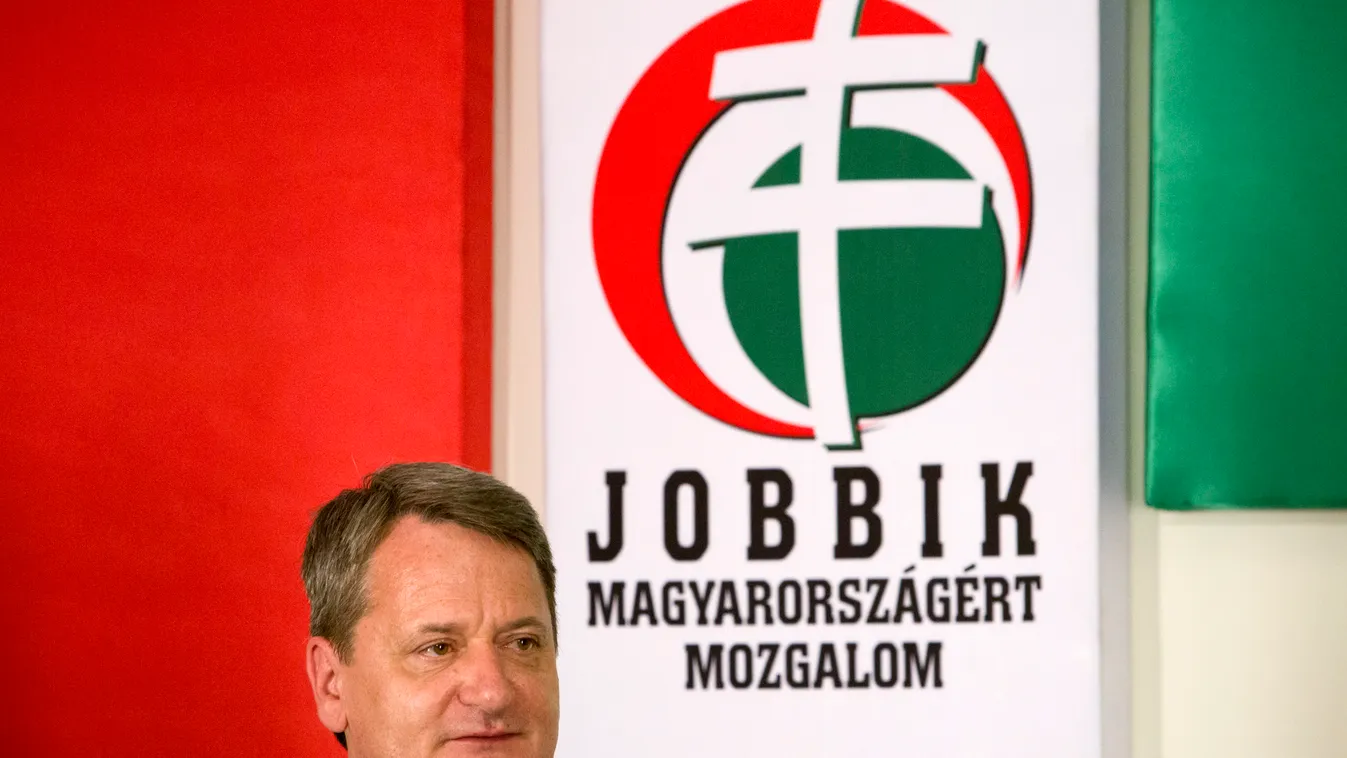 Kovács Béla a Jobbik európai parlamenti képviselője, sajtótájékoztató 