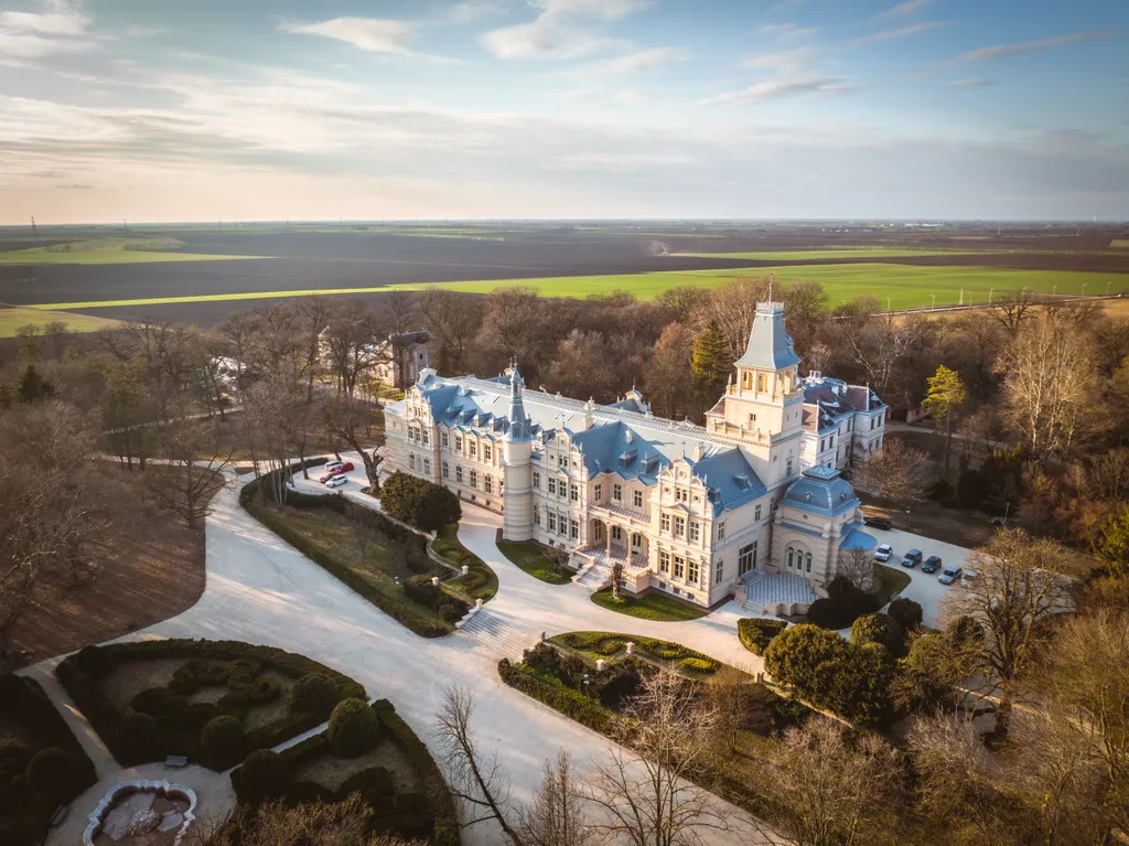 szabadkígyósi 
Wenckheim-kastély
ünnep
átadás 