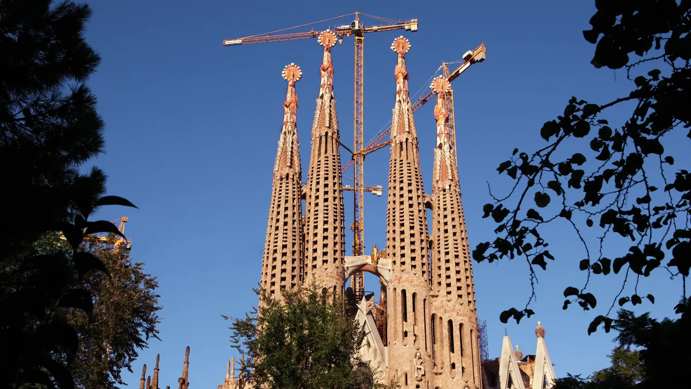 világ legszebb templomai Sagrada Familia, Spain 