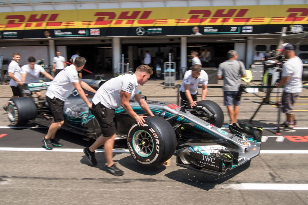 Előkészületek a Forma-1-es Német Nagydíj előtt, Mercedes-AMG Petronas 