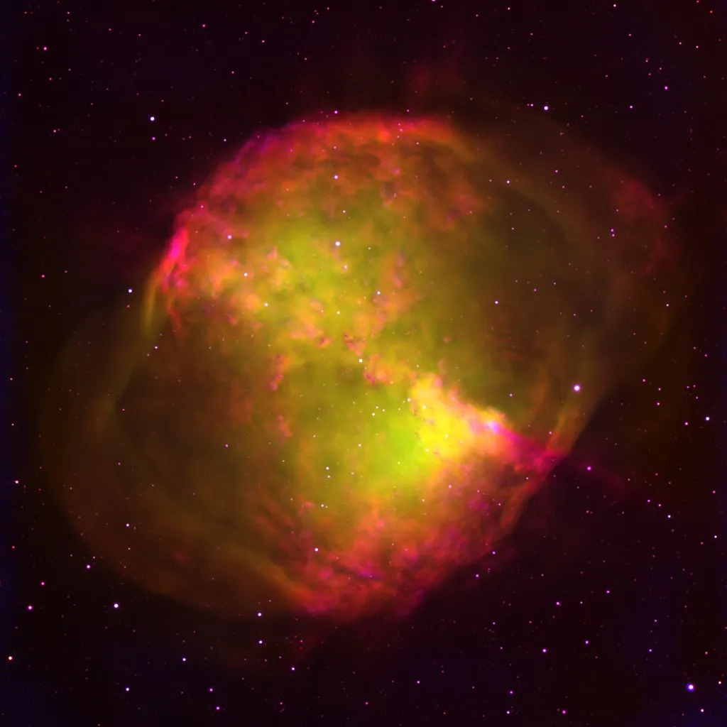 Az univerzum leglátványosabb objektumai excellent image of the Dumbbell Nebula (M27, NGC6853), a planetary nebula in the constellation of Vulpecula, was taken at the 3.5-meter WIYN telescope using the mini-mosaic imager (described in an NOAO newslette 