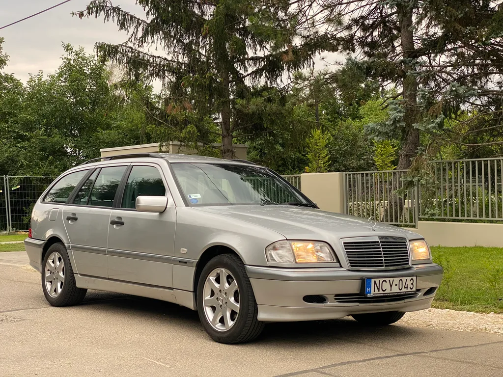 Mercedes-Benz C200 T-Modell használtautó teszt 