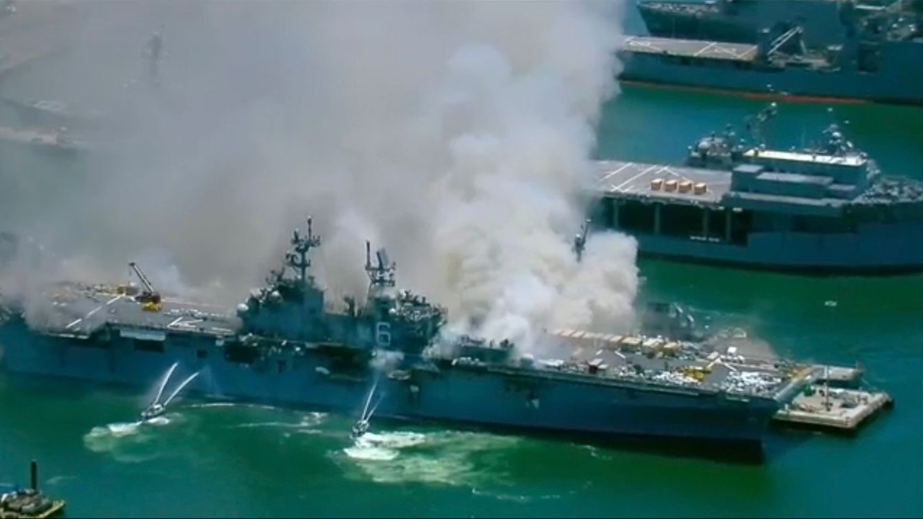 tűz hadihajó San Diego 