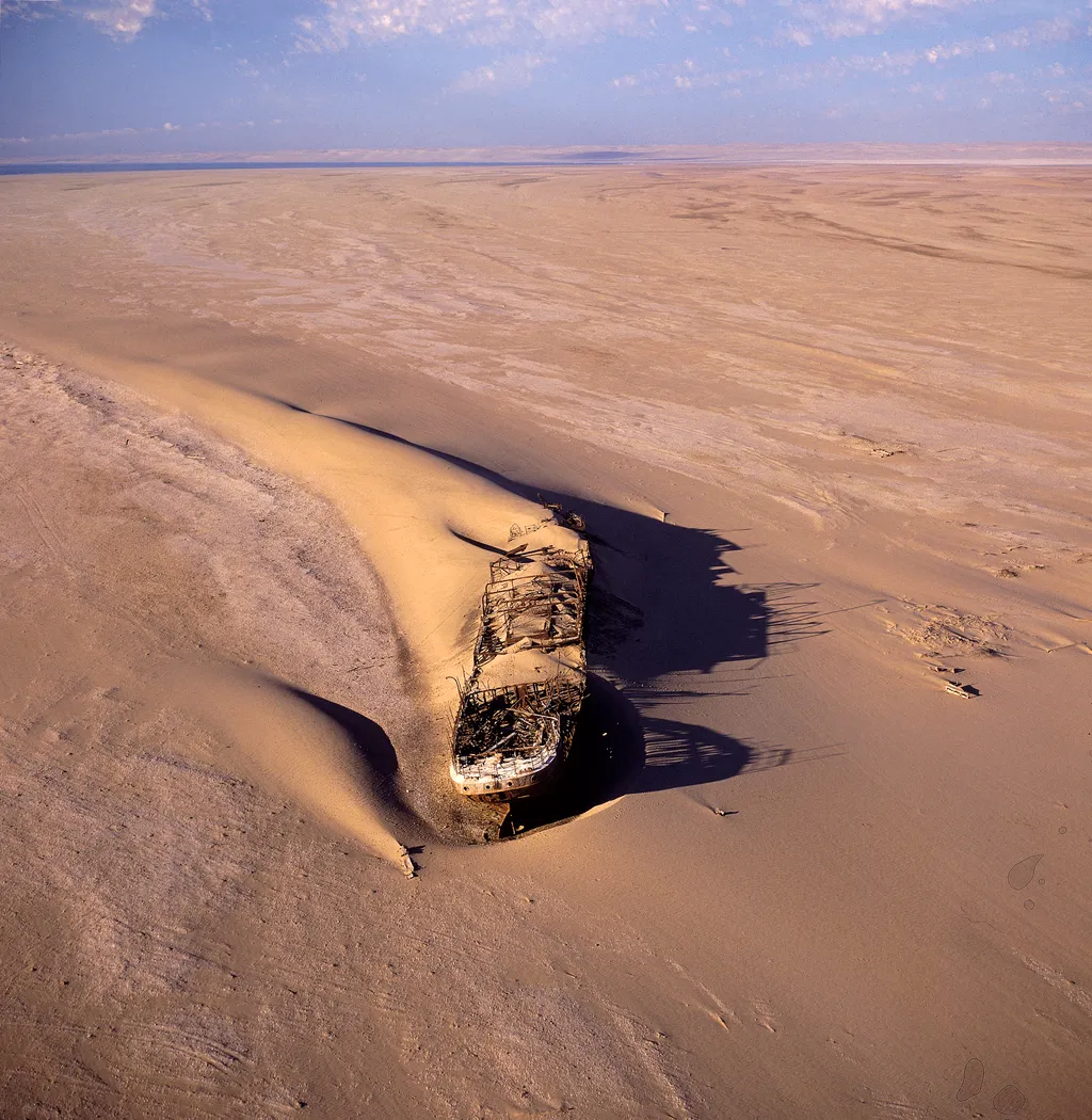 Csontvázpart, Namíbia, sivatag,  namíbiai tengerpart, hajóroncs, roncs, hajó 