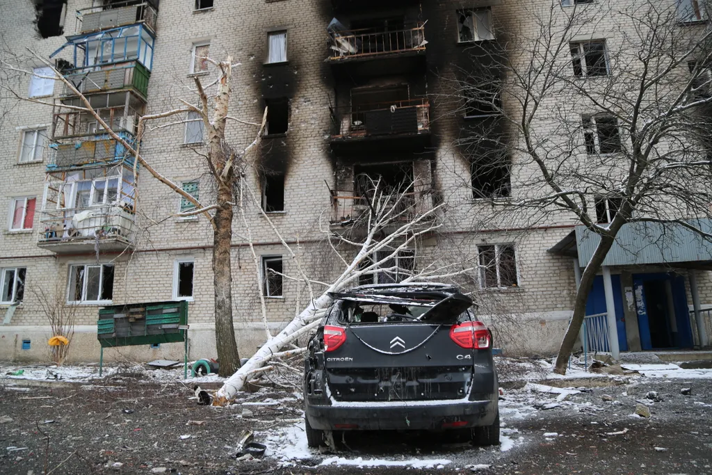 Ukrán válság 2022, orosz, ukrán, Donyeck, rom, romok, pusztítás 