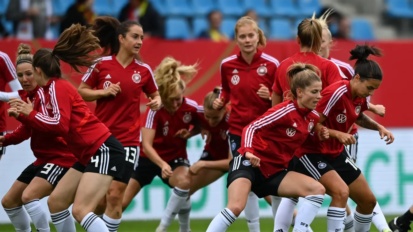 Germany - Serbia Sports soccer World Cup Qualification Europe Women Horizontal 