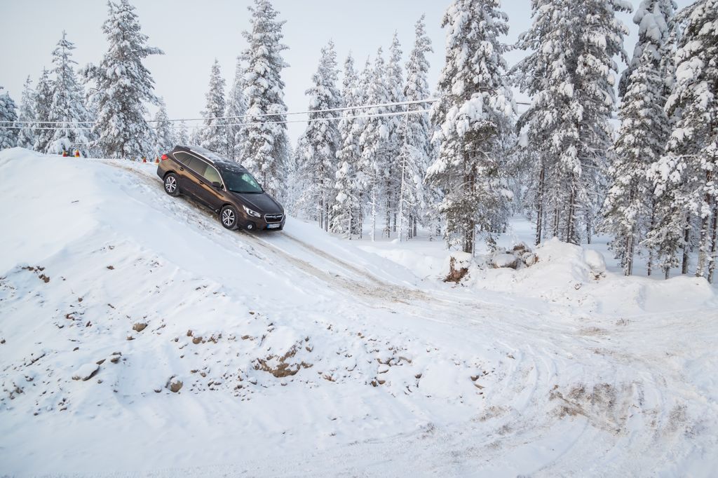 Subaru téli teszt Lappföld 