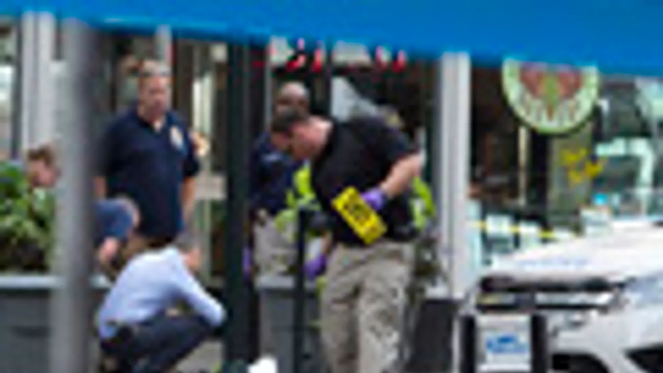 Ketten meghaltak, többen megsebesültek, amikor egy férfi a járókelők közé lőtt a New York-i Empire State Building közelében pénteken, ámokfutó, lövöldözés