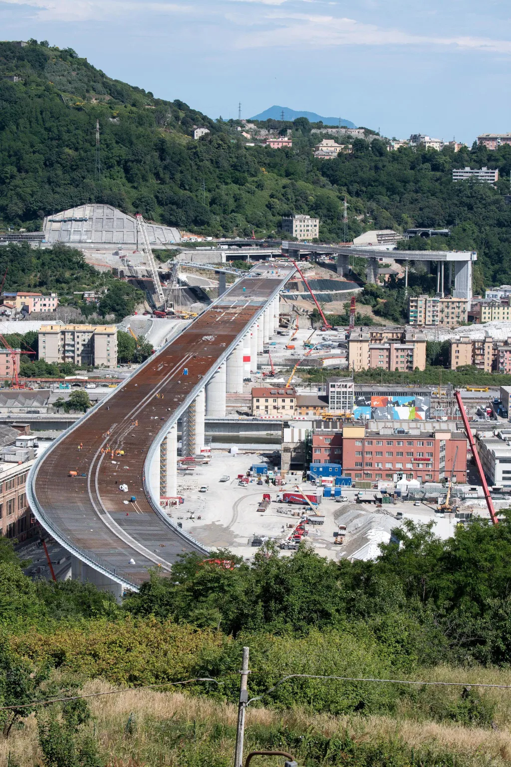 A10-es autópálya leszakadt hídja Genova közelében, galéria, autópálya, híd, hídomlás, építkezés, Morandi-híd 