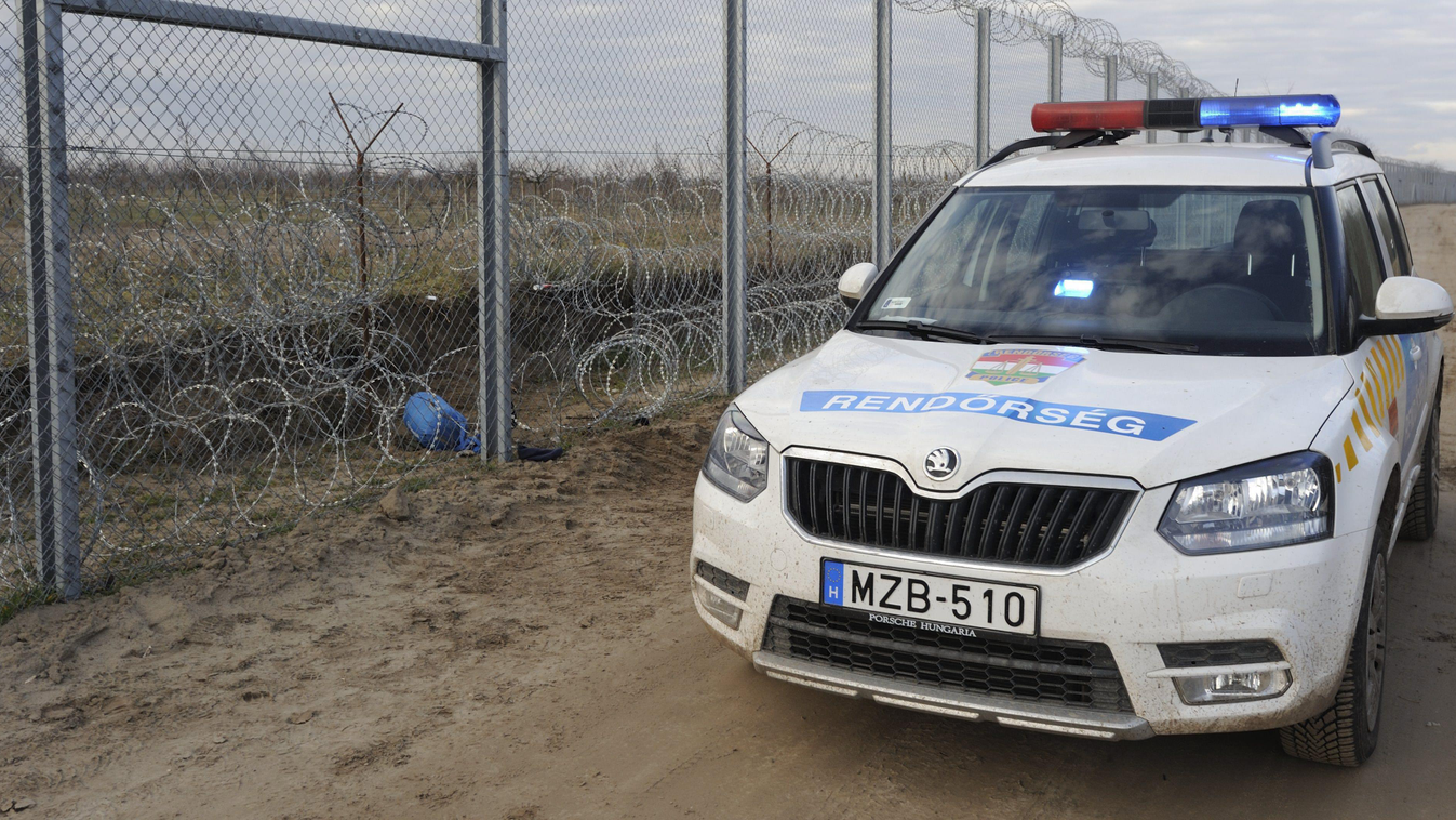 határzár kerítés rendőrség rendőrautó 
