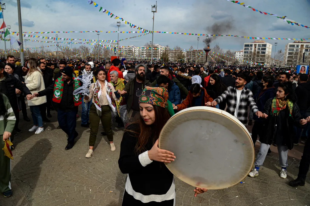 Nowruz, perzsa új évi ünnepség 2022, galéria 