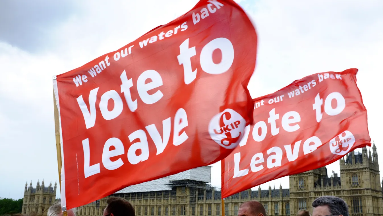 Fishing For Leave Pro-Brexit &quot;Flotilla&quot; Campaigns Outside The Houses Of Parliament On The River Thames Brexit 2016 POLITICAL ACTIVIST British Flag Business Finance and Industry DEMOCRACY ECONOMY ELECTION EUROPE Finance and Economy GOVERNMENT HOR