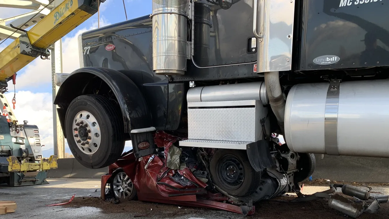 kamion baleset Washington 