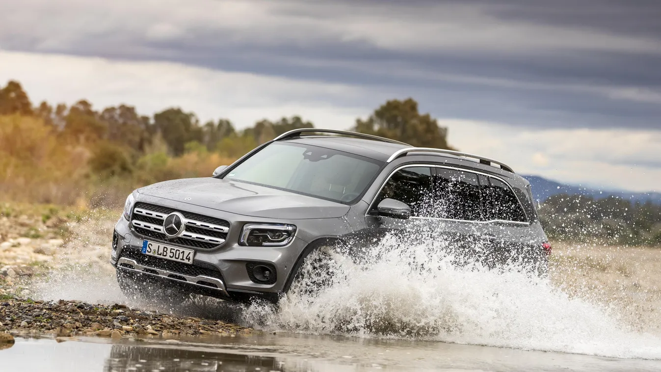 Mercedes-Benz GLB und Mercedes-AMG GLB 35 / Andalusia 2019

Mercedes-Benz GLB and Mercedes-AMG GLB 35 / Andalusia 2019 Mercedes-Benz Cars GLB The new Mercedes-Benz GLB and the new Mercedes-AMG GLB 35 4MATIC: For family & friends Daimler Global MediaSite M