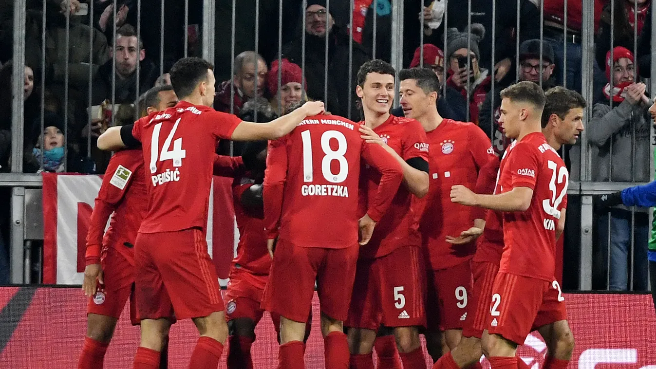 Bayern Munich - FC Schalke 04 Sports soccer Bundesliga Group Goal celebration cheers JOY 