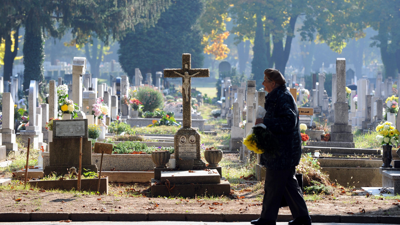 Halottak napja mécses síremlék sírkő  temető mindenszentek 