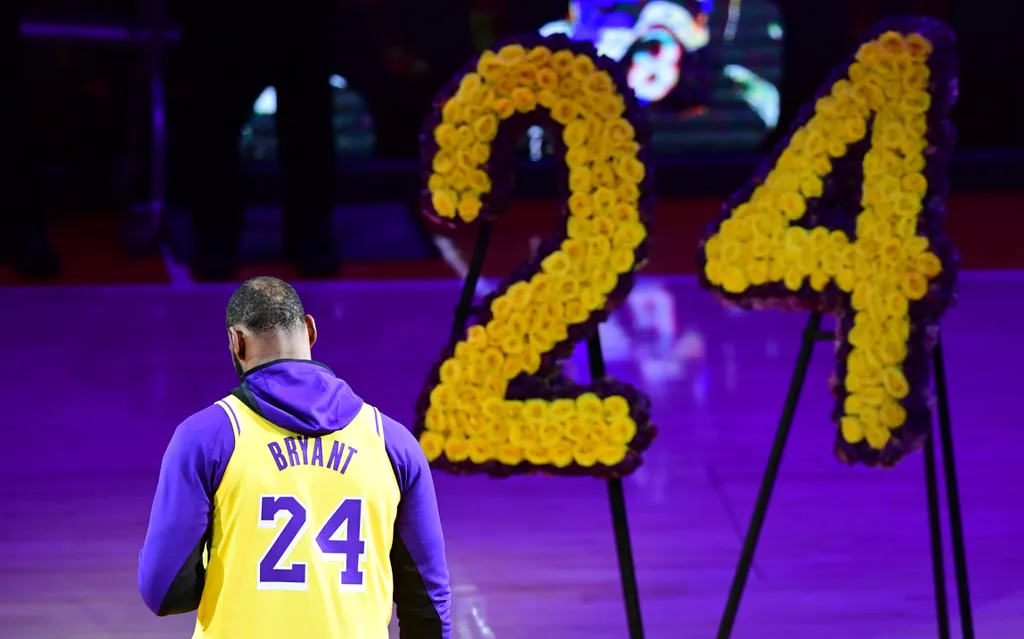Basketball: NBA - Regular season: LA Lakers v Portland Horizontal, Kobe Bryant 