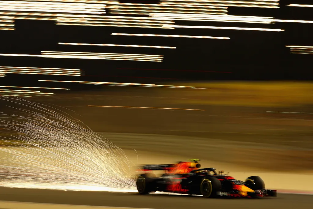 A Forma-1-es Bahreini Nagydíj pénteki napja, Max Verstappen, Red Bull Racing 