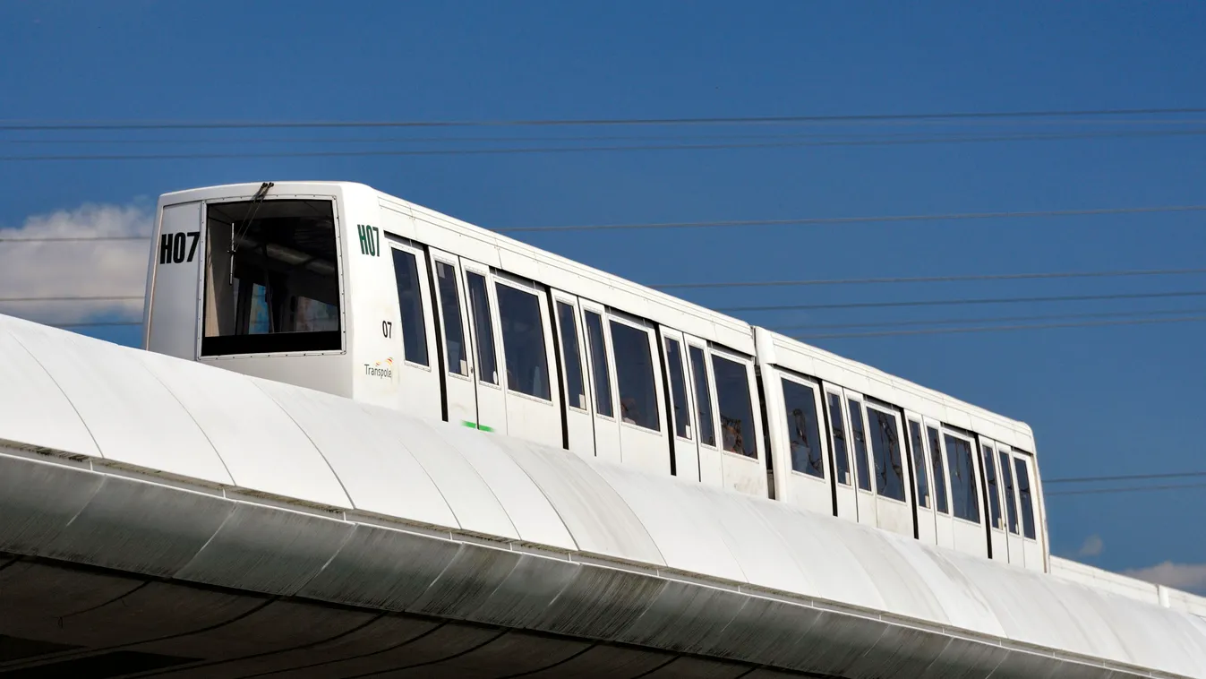 Day elevated railway EUROPE France HORIZONTAL No People Nord oar Outdoors public transport railroad car subway TRAIN Transportation Villeneuve d'Ascq SQUARE FORMAT 