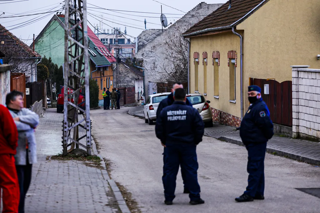 Tűz, kigyulladt egy óriási raktár a XXII. kerületben, Alsó Sas utca, 2021.02.19. 