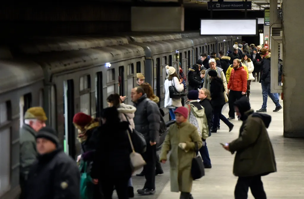 metró 50 éves galéria 