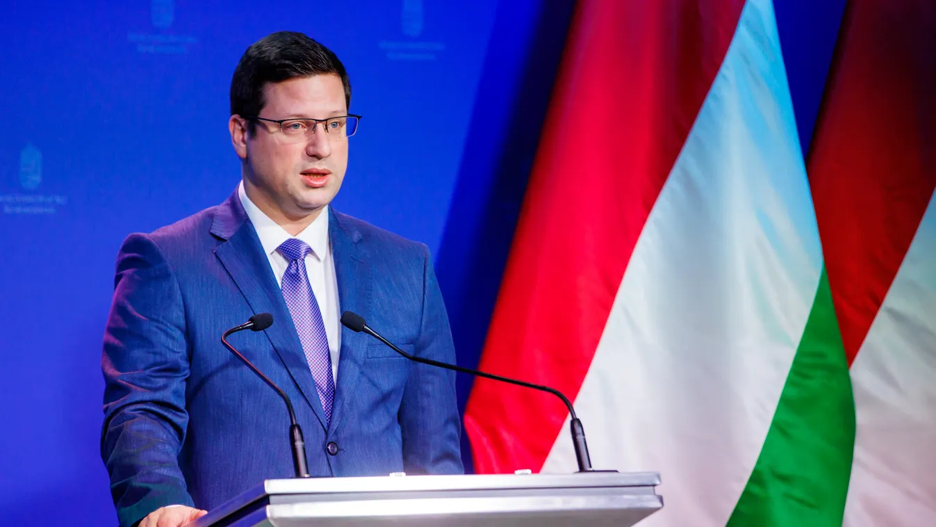 Gulyás Gergely Miniszterelnökséget vezető miniszter, Szentkirályi Alexandra kormányszóvivő, Miniszterelnöki Kabinetiroda, kormányinfó, 2023.01.12. 