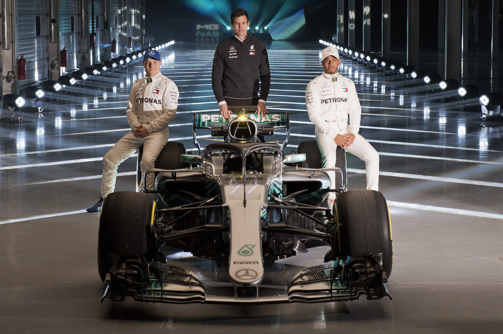 Forma-1, Valtteri Bottas, Toto Wolff, Lewis Hamilton, Mercedes W09 bemutató, Mercedes-AMG Petronas 