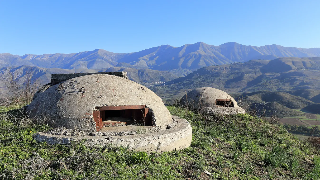 Albánia bunker Albánia Enver Hodzsa
Enver Hoxha 