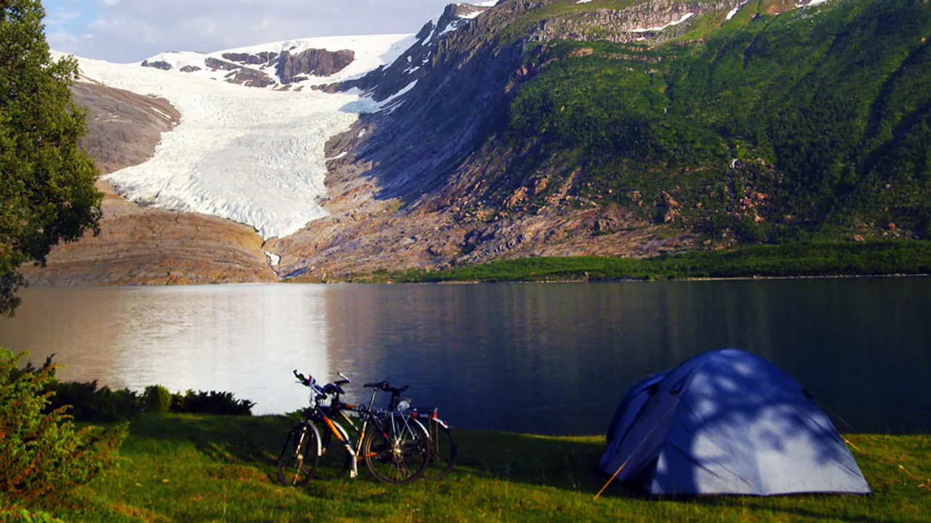norvégia, Táborunk a gleccsertó partján