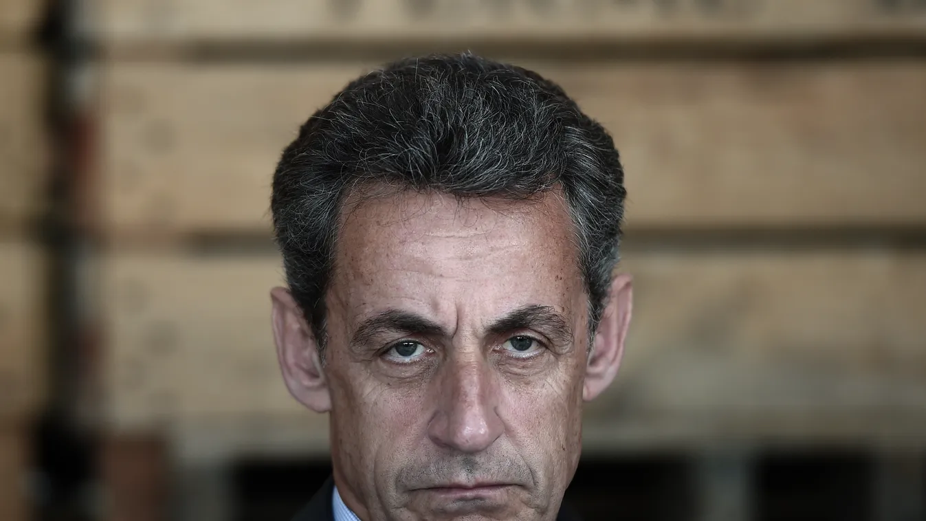 TOPSHOTS LES REPUBLICAINS Horizontal POLITICAL MEETING PORTRAIT AND POSE ATTITUDE PORTRAIT-CLOSE-UP PERSON-POLITICS PRESIDENT OF POLITICAL PARTY RIGHT WING POLITICAL PARTY POLITICAL PARTY 